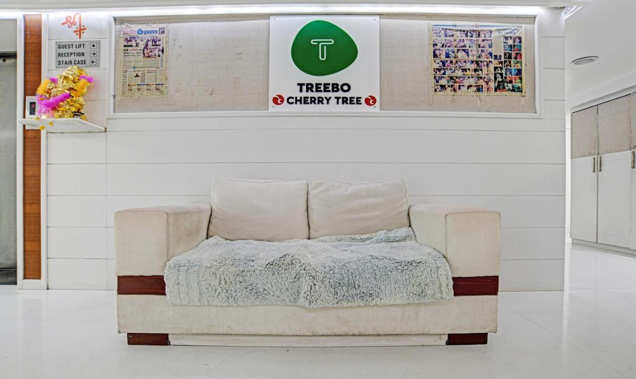 Treebo Cherry Tree Indore Luaran gambar